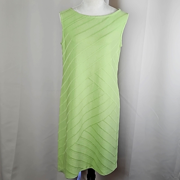 ST. JOHN COLLECTION  2pc dress suit, size 10, lime colour - Picture 3 of 5